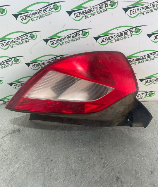 Lampa / Tripla stop stanga pe aripa 89026005 Renault Megane 2 [2002 - 2006] Hatchback 5-usi 1.5 dCi MT (82 hp)
