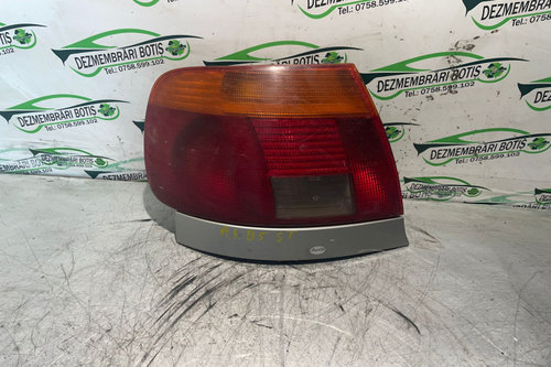 Lampa / Tripla stop stanga pe aripa Audi A4 B5 [1994 - 1999] Avant wagon 5-usi 1.6 MT (101 hp)
