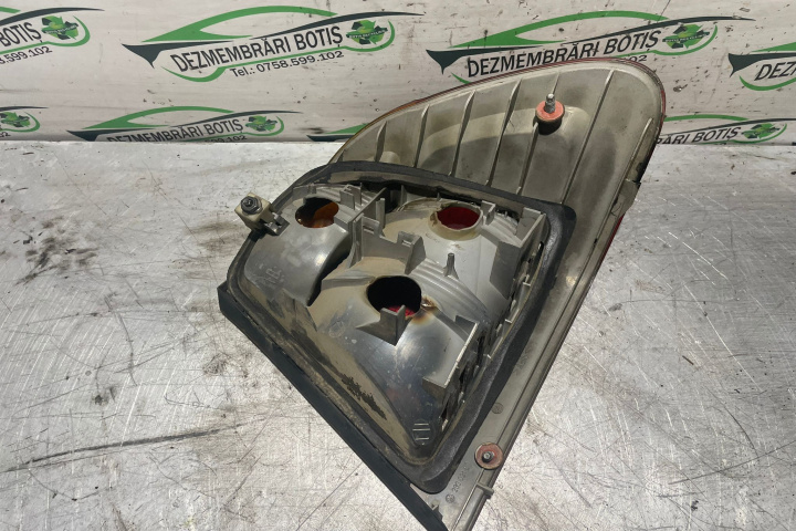 Lampa / Tripla stop stanga pe aripa BMW Seria 3 E46 [1997 - 2003] Sedan 4-usi 316i MT (105 hp)