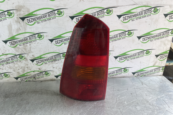 Lampa / Tripla stop stanga pe aripa XS4X13N004EC / XS4X13N004EC Ford Focus [1998 - 2004] wagon 5-usi 1.8 Tddi MT (90 hp)