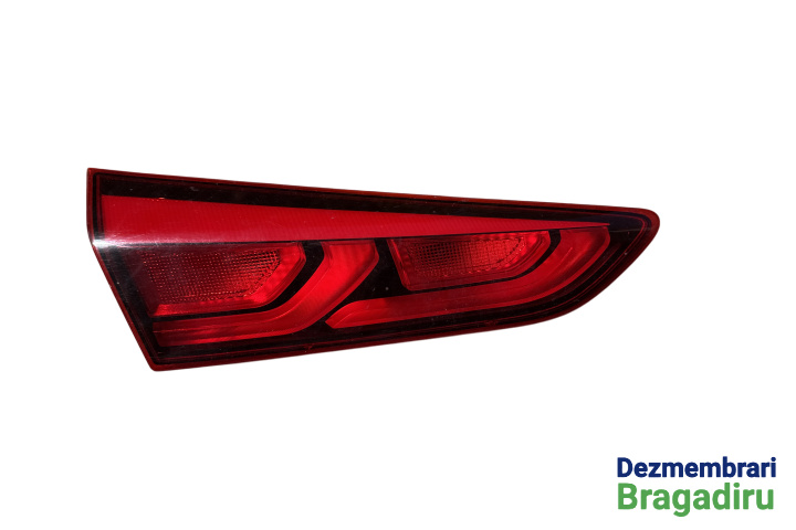 Lampa / Tripla stop stanga pe haion Cod: 92403-C8000 92403-C8000 Hyundai i20 2 (GB) [2014 - 2020] Hatchback - 5 usi 1.2 MT (84 hp) Cod motor: G4LA-6