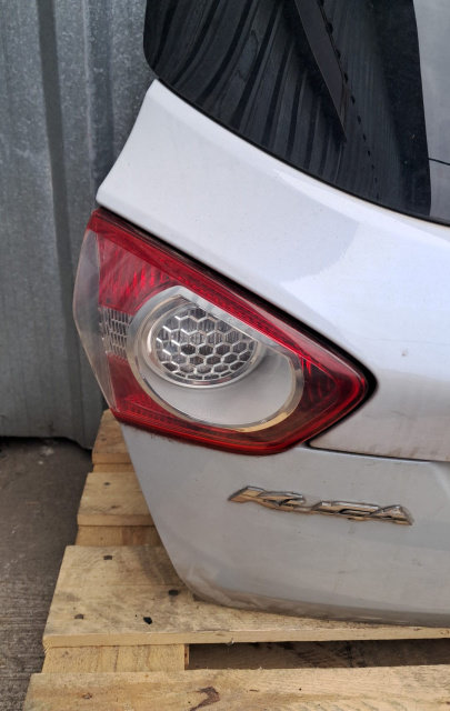 Lampa / Tripla stop stanga pe haion Ford Kuga [2008 - 2013] Crossover 2.0 TDCi MT (136 hp)