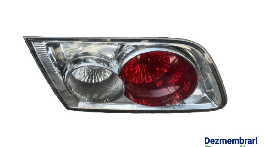 Lampa / Tripla stop stanga pe haion Mazda 6 GG [2002 - 2005] wagon 2.0 MT (141 hp)