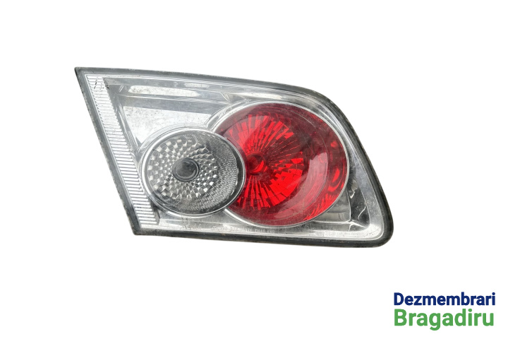 Lampa / Tripla stop stanga pe haion Mazda 6 GG [2002 - 2005] Liftback 2.0 MZR-CD MT (136 hp) SPORT RF5C