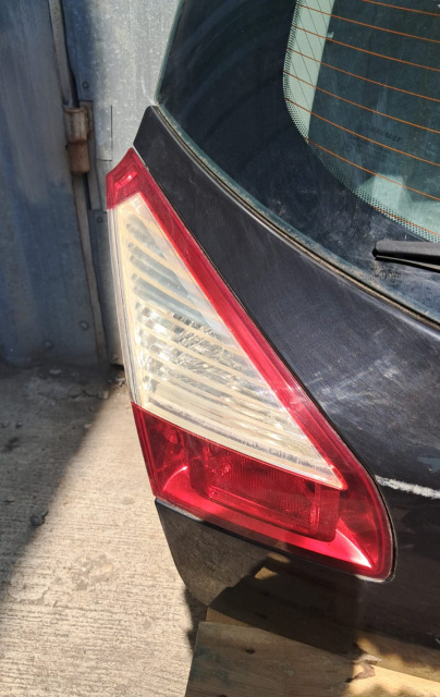 Lampa / Tripla stop stanga pe haion Renault Megane 3 [2008 - 2014] Hatchback 3-usi 1.5 dCi MT (110 hp)