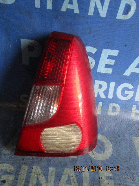 Lampi spate Dacia Logan 2006