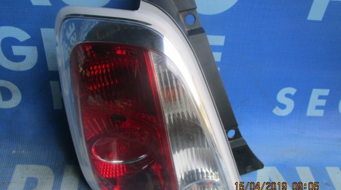 Lampi spate Fiat 500; 27043101 // 27043201