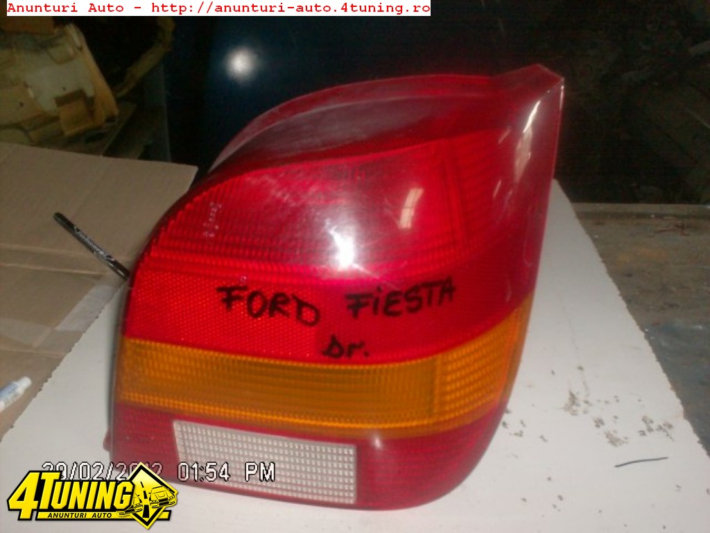 Lampi spate Ford Fiesta