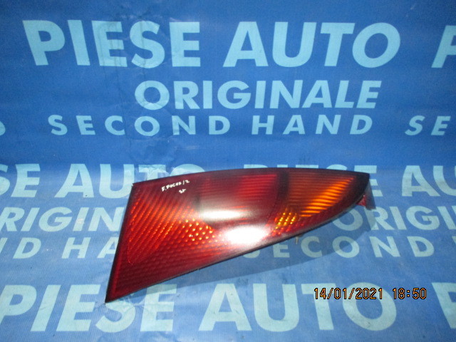 Lampi spate Ford Focus;  1M5113405
