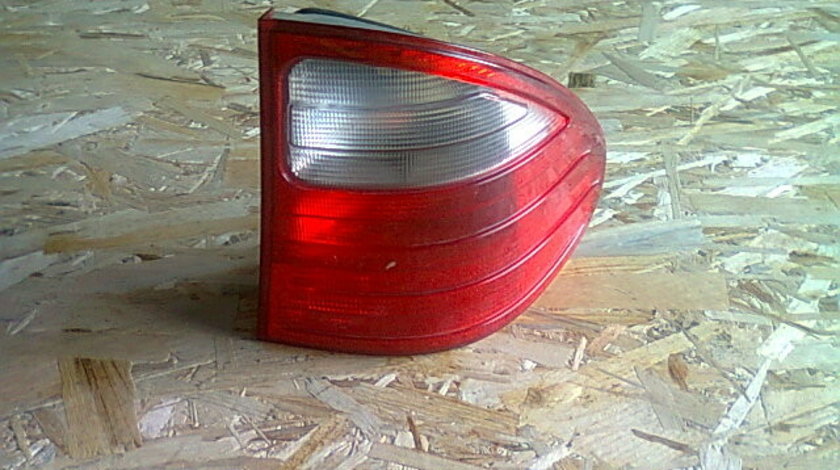 Lampi spate Mercedes E200 S210 1997 (exterior)