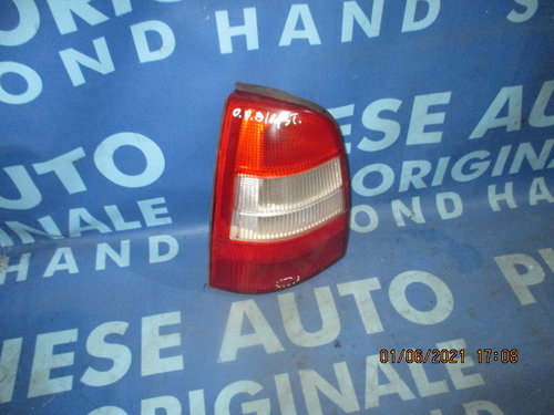 Lampi spate Opel Vectra B 1997 (fisurata); Combi