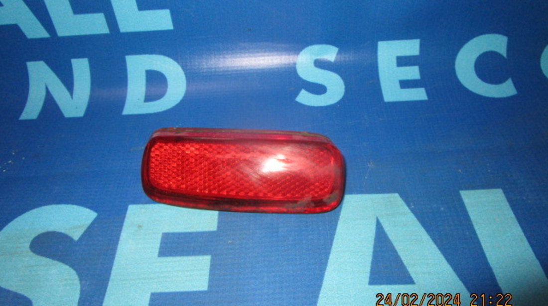 Lampi spate Peugeot 607 2004 (catadióptru)