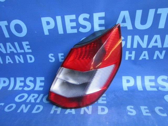 Lampi spate Renault Scenic ; 15911600 defecta; MPV