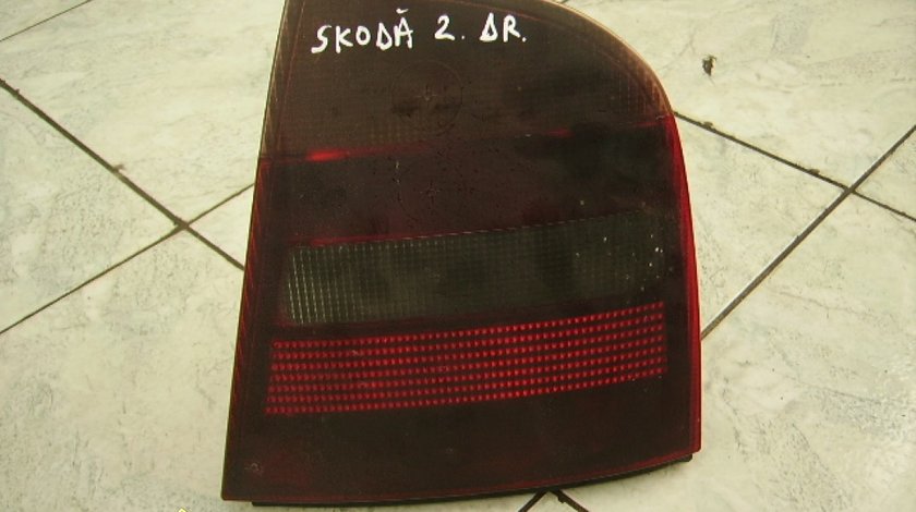 Lampi spate Skoda Octavia