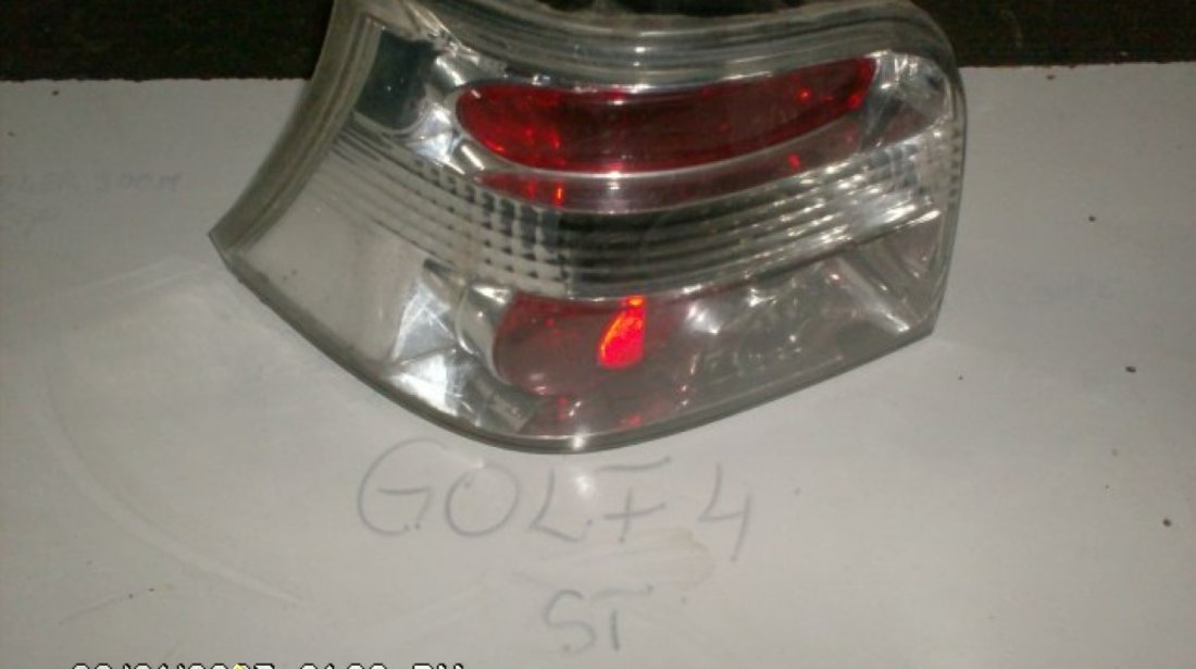 Lampi spate VW Golf 4