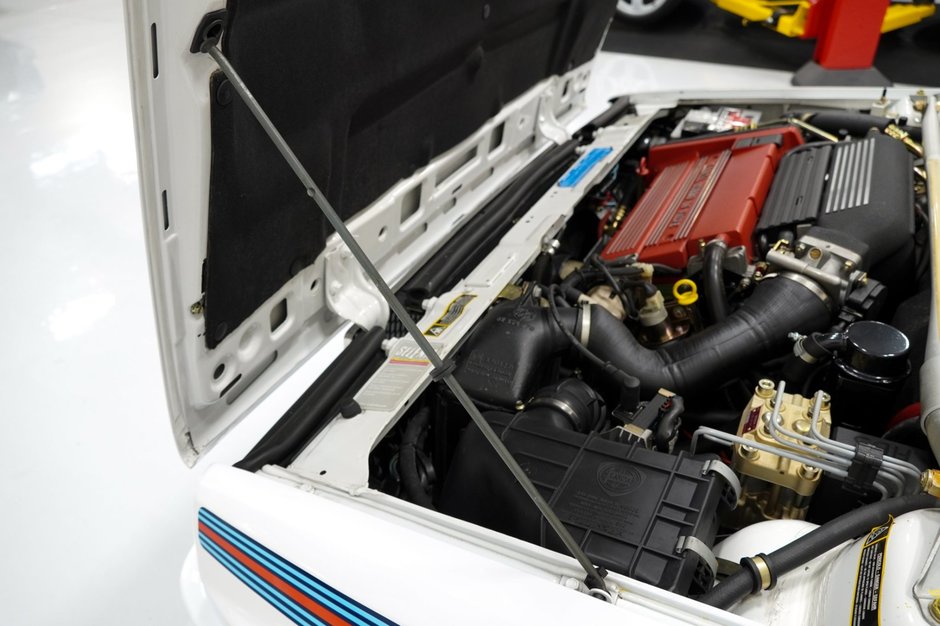 Lancia Delta HF Integrale Evoluzione Martini 5 cu 167 de kilometri la bord