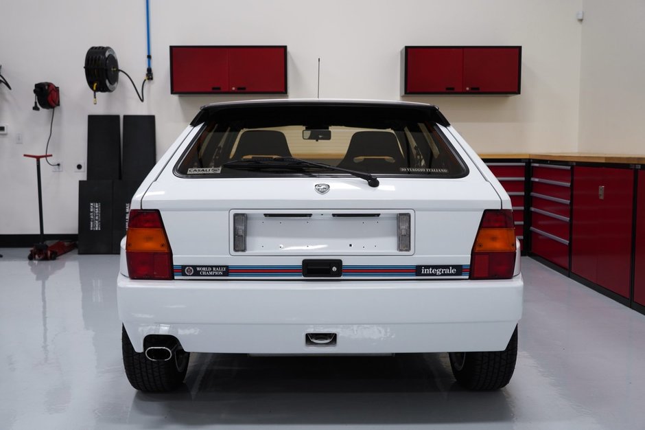 Lancia Delta HF Integrale Evoluzione Martini 5 cu 167 de kilometri la bord