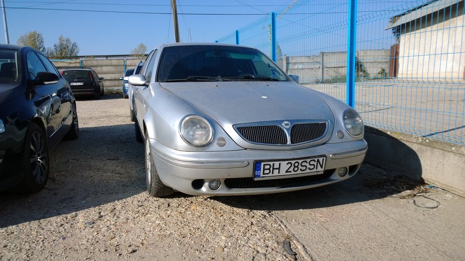 Lancia Lybra 1.9 JTD