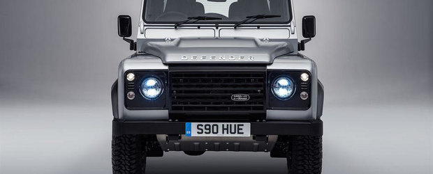 Land Rover celebreaza cele 2 milioane de Defendere produse cu un exemplar unic