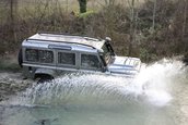 Land Rover Defender by Ares Design