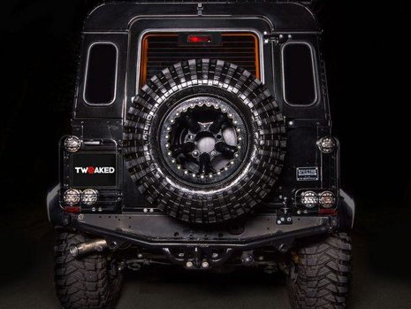 Land Rover Defender by Tweaked Automotive