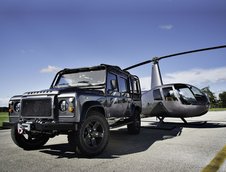 Land Rover Defender cu motor de Corvette