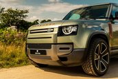 Land Rover Defender de la Heritage Customs