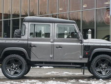 Land Rover Defender Pick Up by Kahn Design