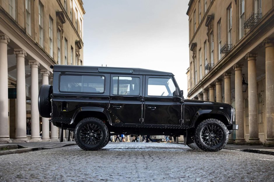 Land Rover Defender restomod