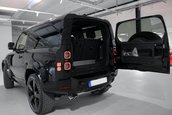 Land Rover Defender V8 Bond Edition de vanzare
