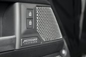 Land Rover Defender V8 Bond Edition de vanzare