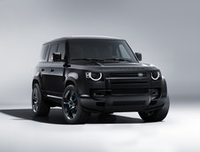 Land Rover Defender V8 Bond Edition