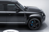 Land Rover Defender V8 Bond Edition