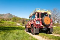 Land Rover Defender Vineyard