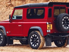 Land Rover Defender Works V8