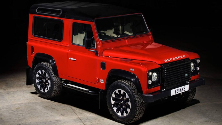 Land Rover Defender Works V8