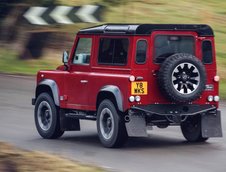 Land Rover Defender Works V8