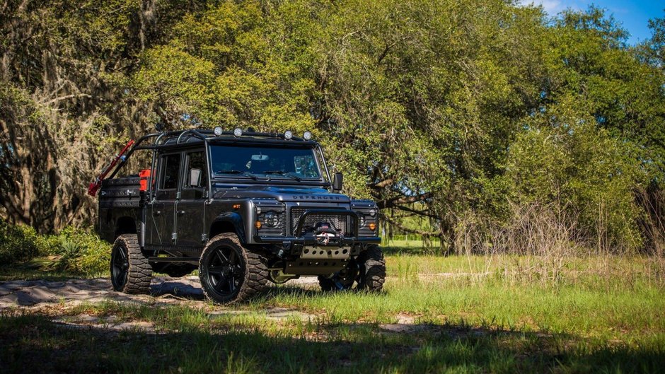 Land Rover Discovery- Project Viper