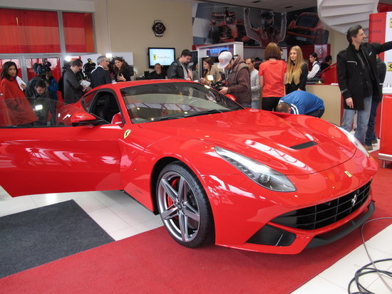 Lansare Ferrari F12 Berlinetta