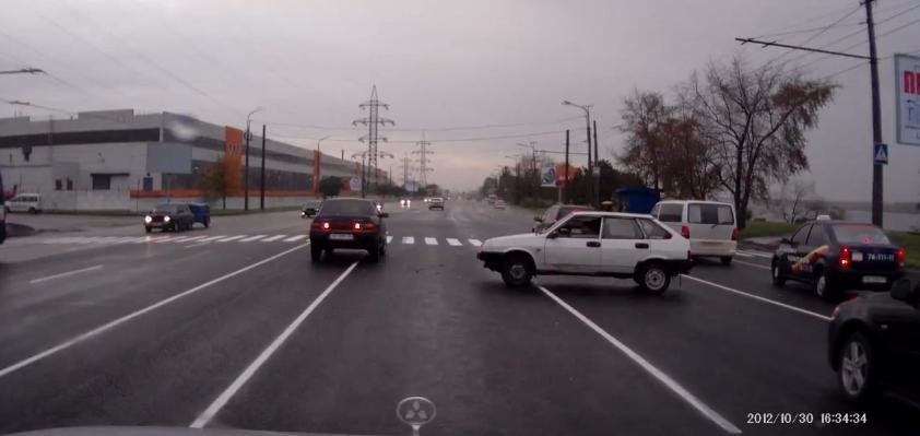 Lectia de LOVESTE si FUGI de la locul faptei vine din Rusia Lectia de LOVESTE si FUGI de la locul faptei vine din Rusia