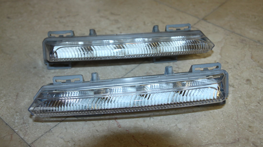 Led Daylight Mercedes B Class w246 noi original Mercedes Benz Potrivire W204 W211