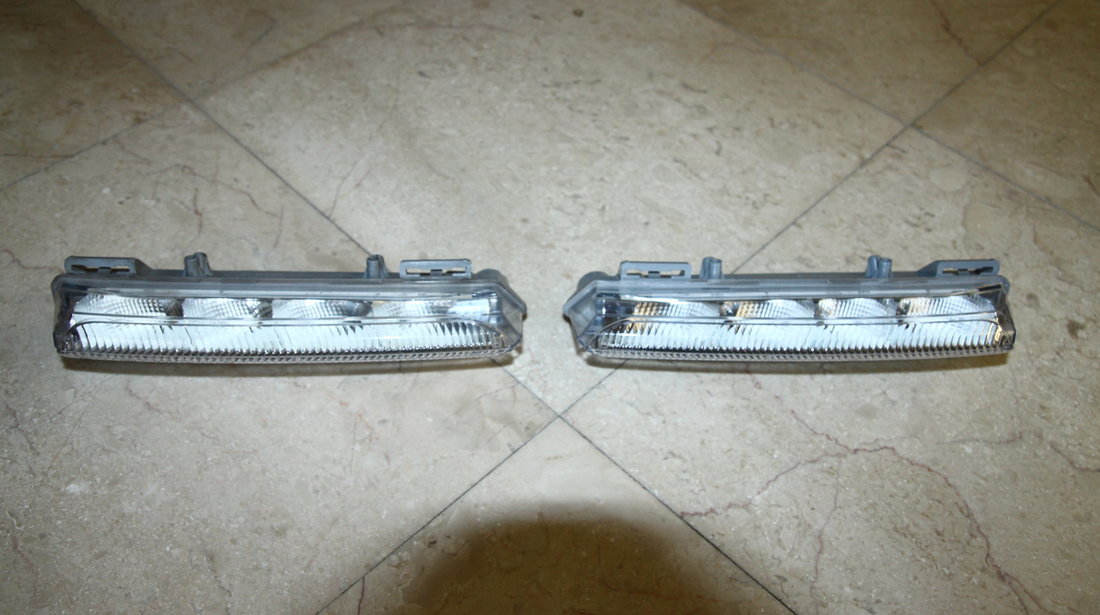 Led Daylight Mercedes B Class w246 noi original Mercedes Benz Potrivire W204 W211