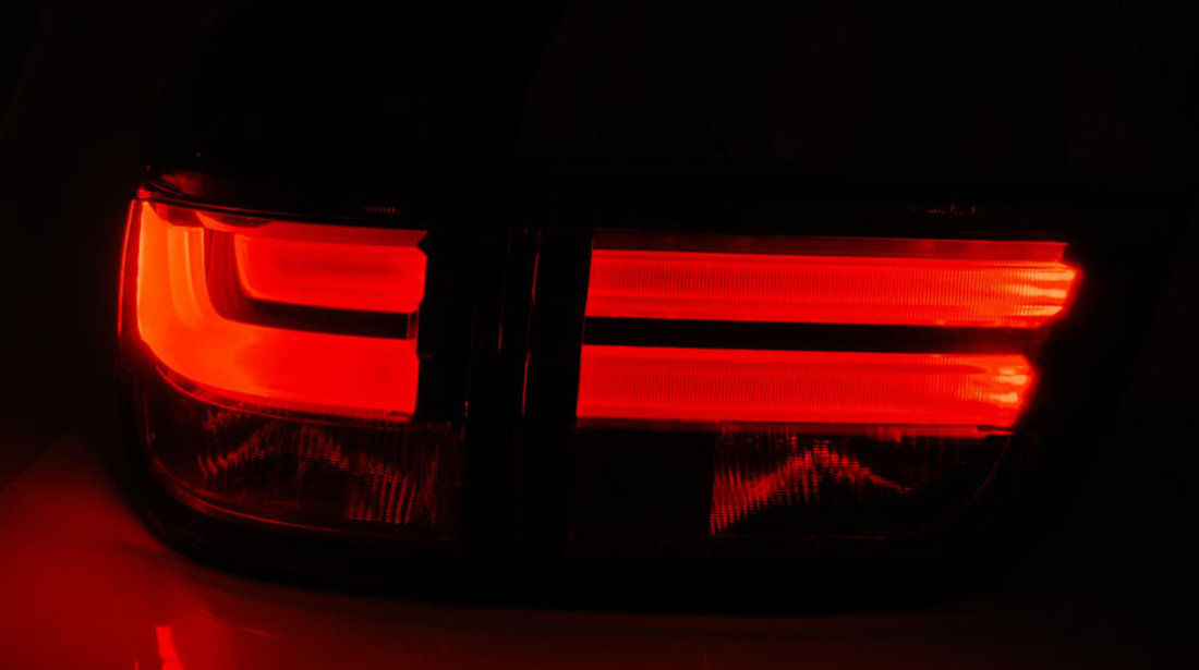 LED Lampi Spate Stopuri ROSU ALB compatibila BMW X5 E70 03.07-05.10