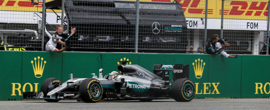 Lewis Hamilton repeta performanta din Austria si castiga Marele Premiu al Germaniei la Formula 1 Lewis Hamilton repeta performanta din Austria si castiga Marele Premiu al Germaniei la Formula 1