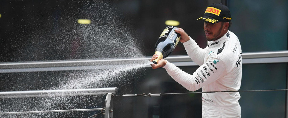 Lewis Hamilton si-a luat revansa in China. Vettel a ocupat pozitia secunda