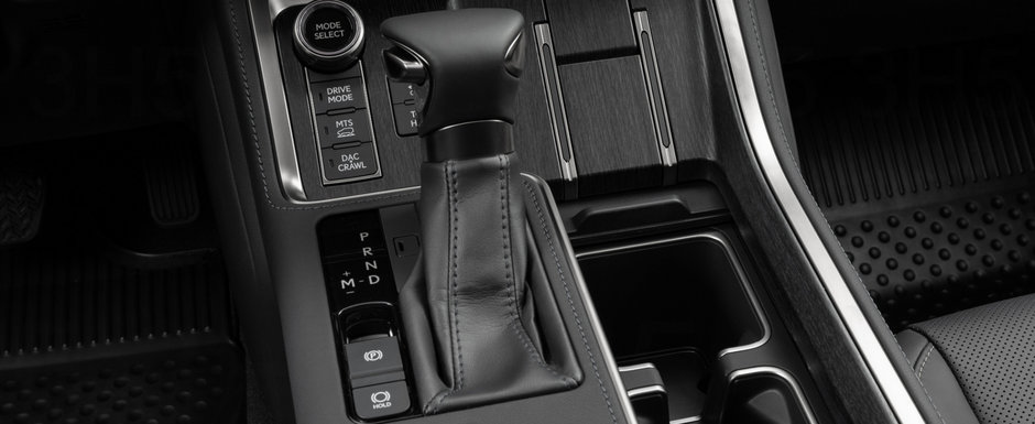 Lexus a publicat acum primele fotografii si informatii oficiale. Noua masina a japonezilor are un design patratos la exterior si 354 de cai sub capota. Cum arata in realitate Lexus a publicat acum primele fotografii si informatii oficiale. Noua masina a japonezilor are un design patratos la exterior si 354 de cai sub capota. Cum arata in realitate