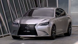 Lexus dezvaluie noul LF-Gh, un concept hibrid cu aspect dramatic