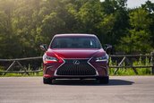 Lexus ES AWD