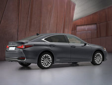 Lexus ES Facelift