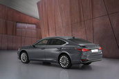 Lexus ES Facelift